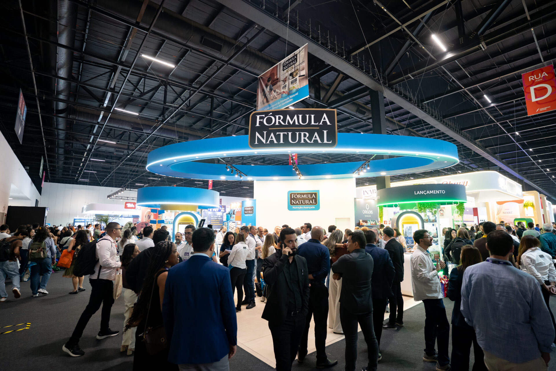 Adimax Inova em Nutrição Pet na Pet South America